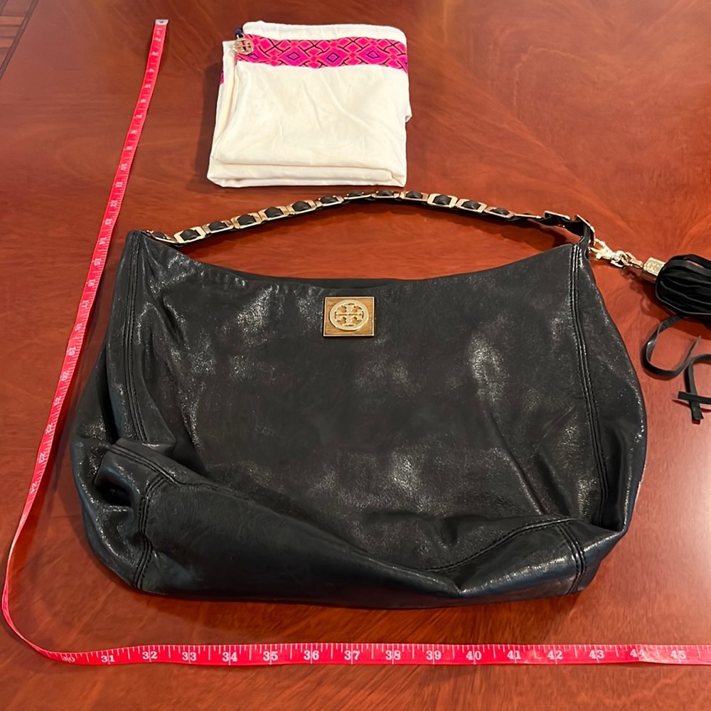 Tory Burch black lather shoulder handbag